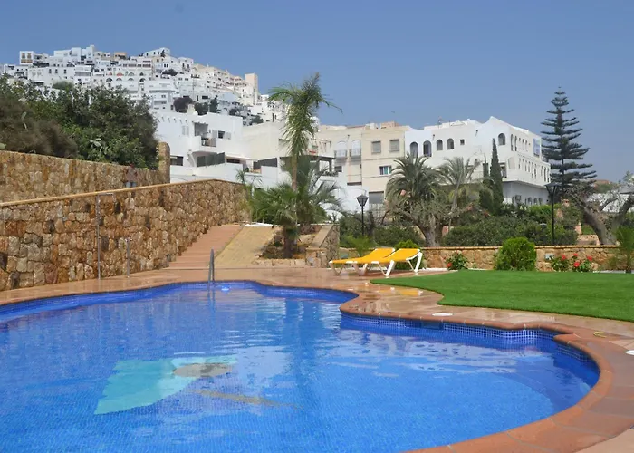 Hotel Simón